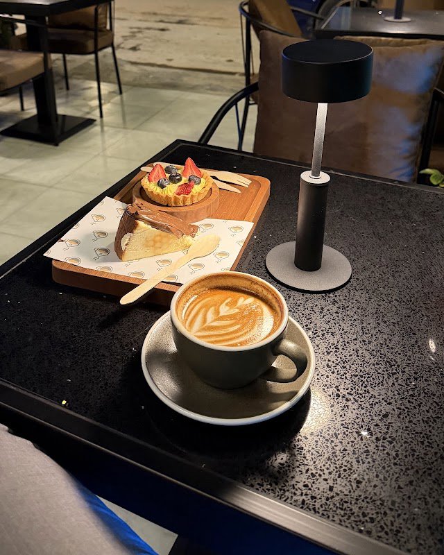 Lunox coffeehouse